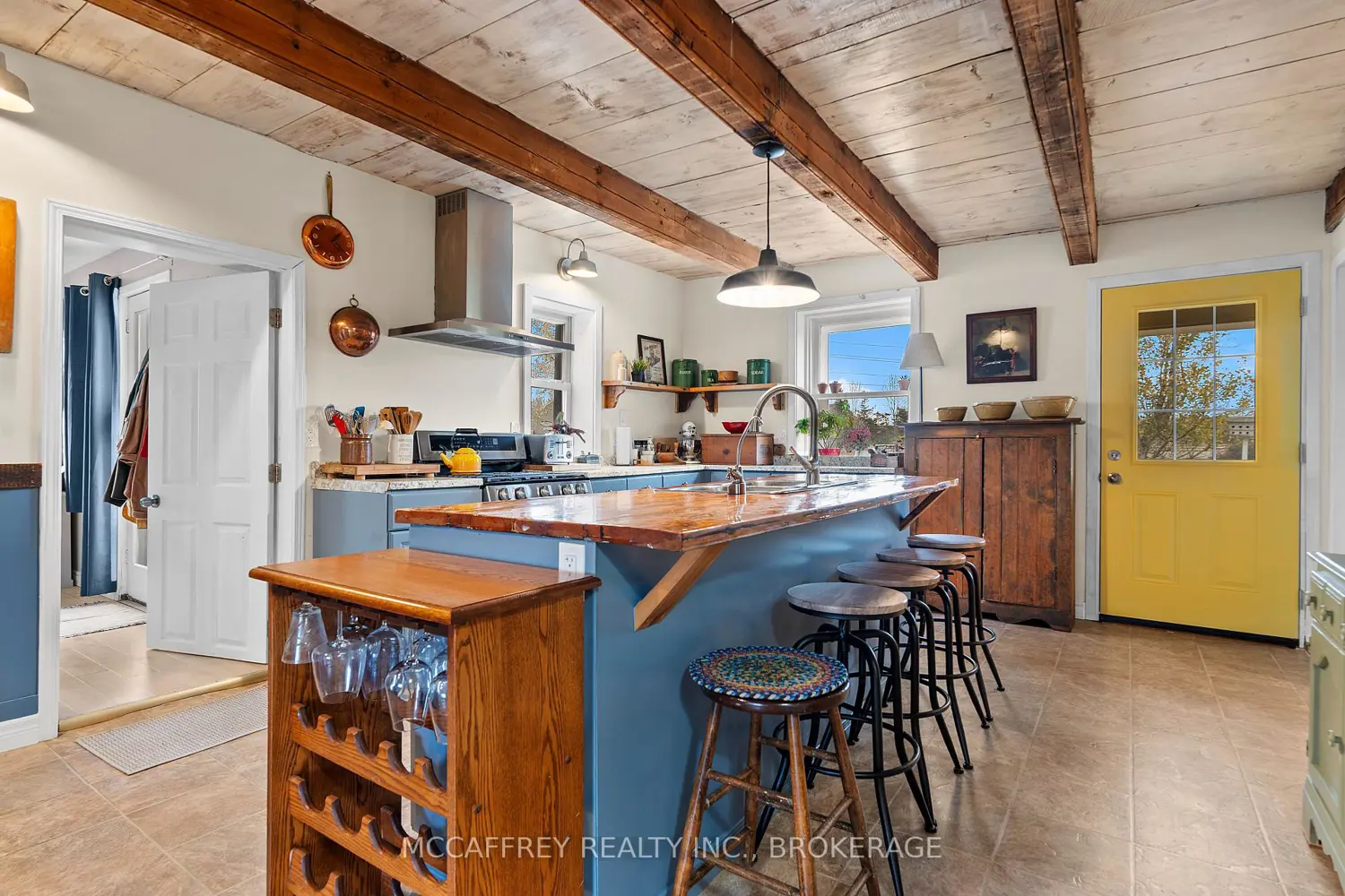 1549 Doyle Road photo 4
