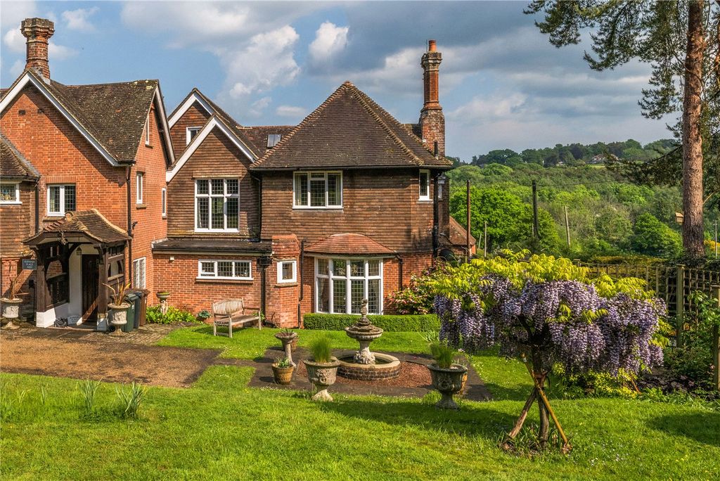 4 bed country house for saleSpring Lane, Burwash, Etchingham, East Sussex TN19