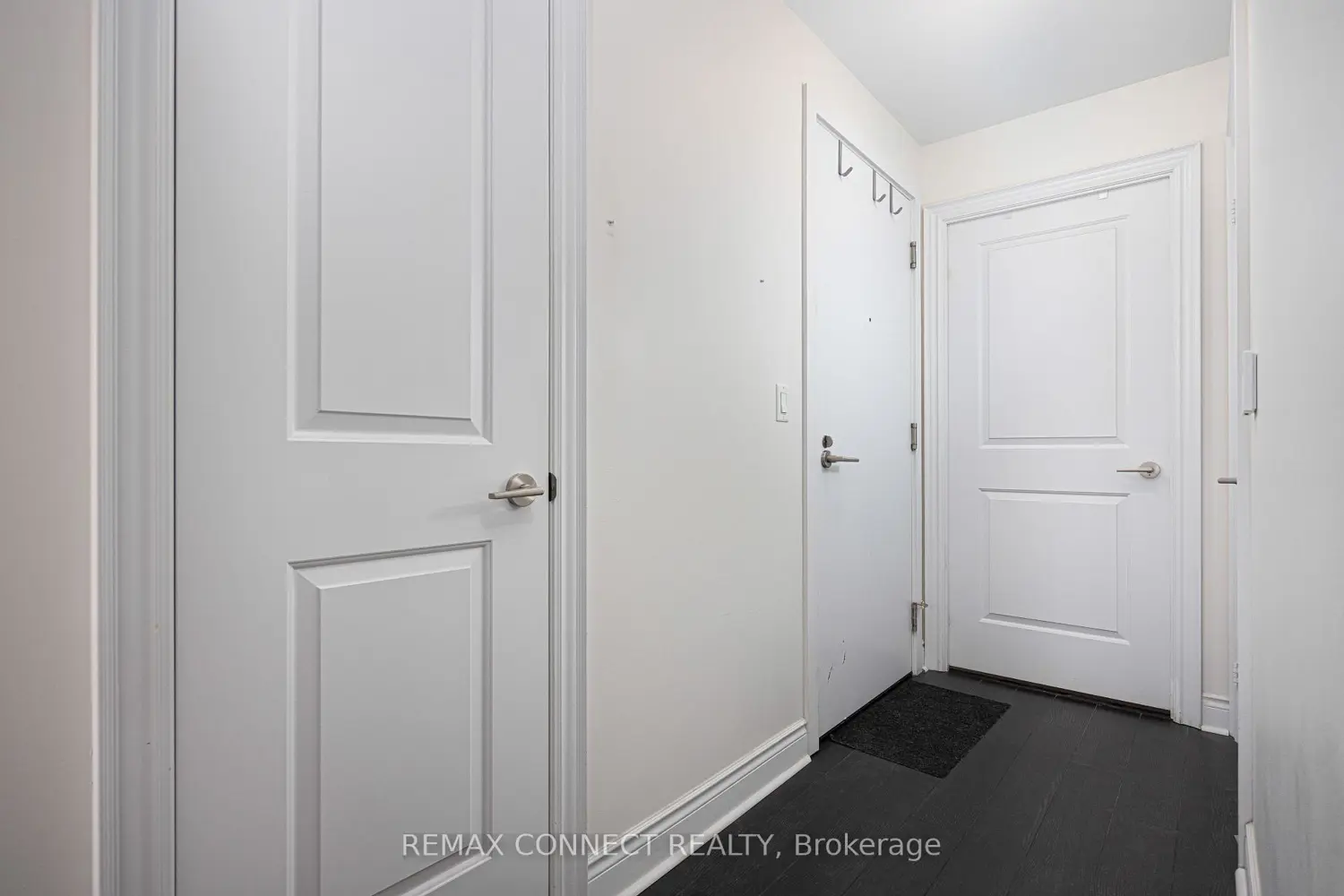 Additional image 16 of 28 Ted Rogers Way 1012