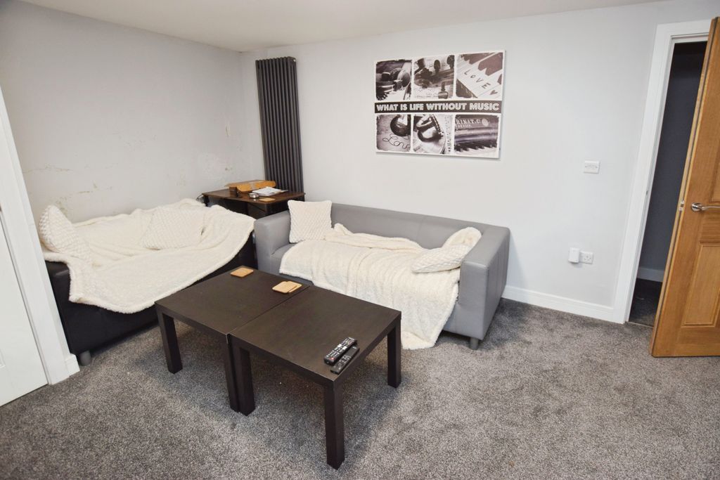 Additional image 3 of 5 bed flat for saleMincinglake Road, Stoke Hill, Exeter, Devon EX4