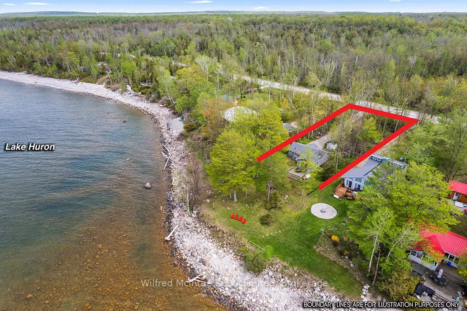 629 Bruce Road 13 Road photo 3