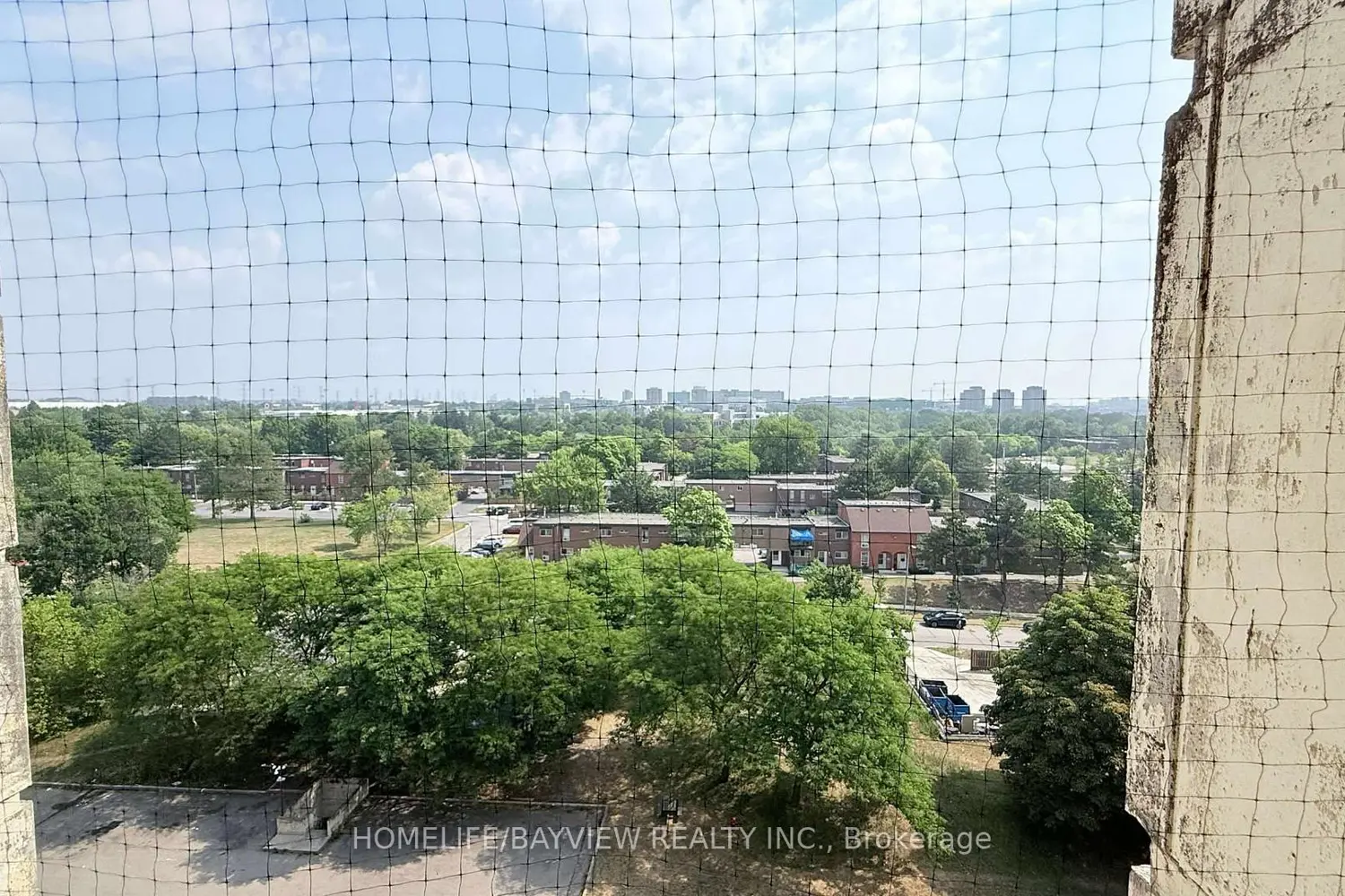 Additional image 18 of 4645 Jane Street 909
