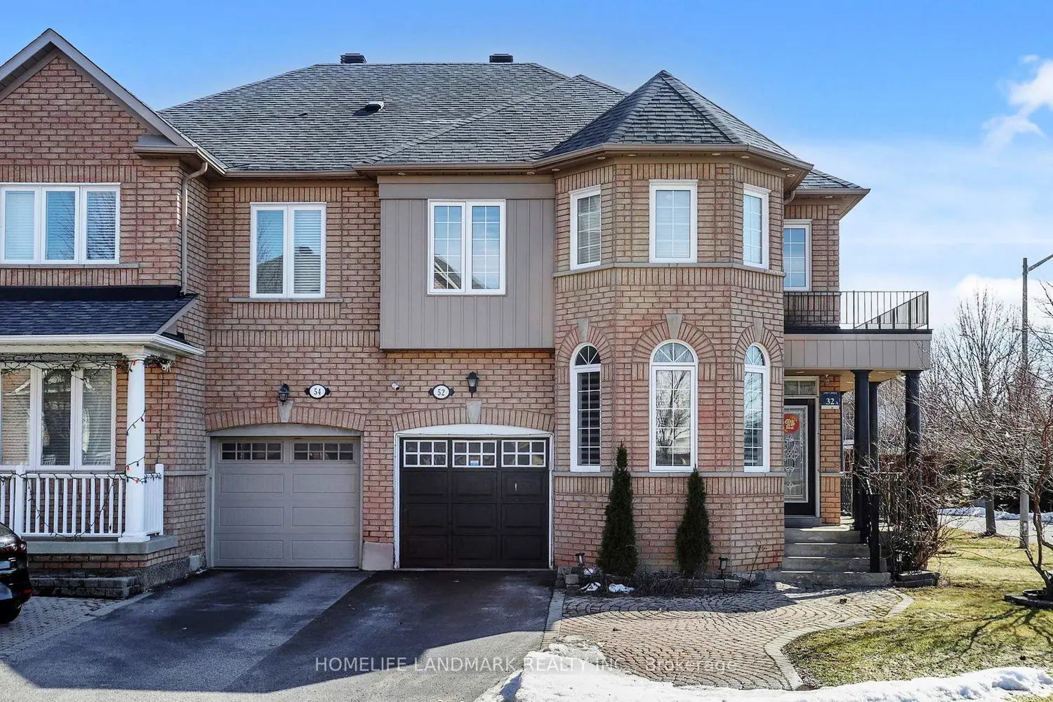 52 Lakespring Drive