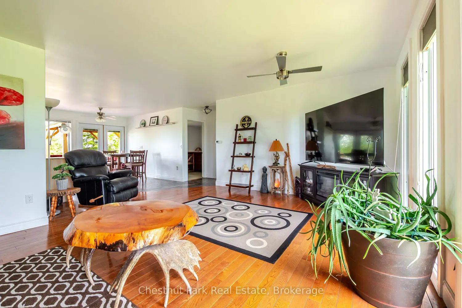 3932 Bruce Road 6 photo 5