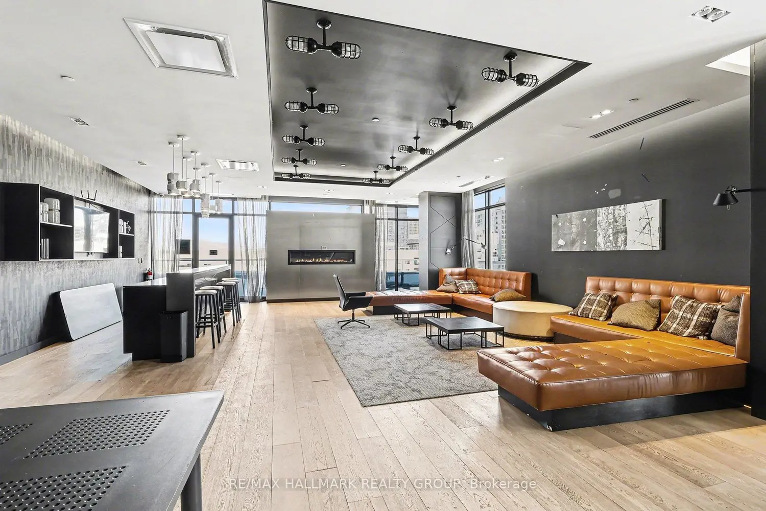 Additional image 16 of 255 Bay Street 1412