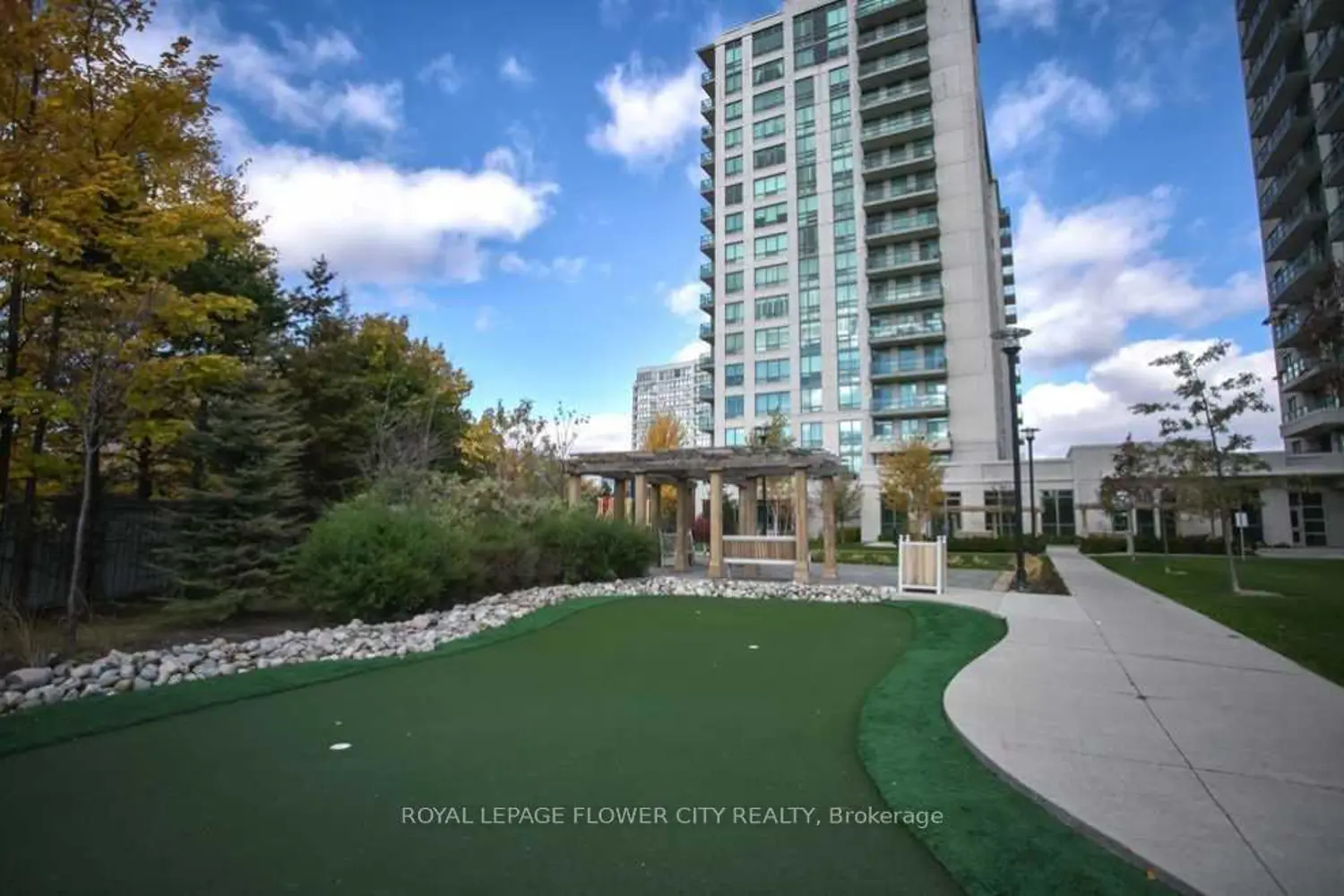 88 Promenade Circle 403 photo 2