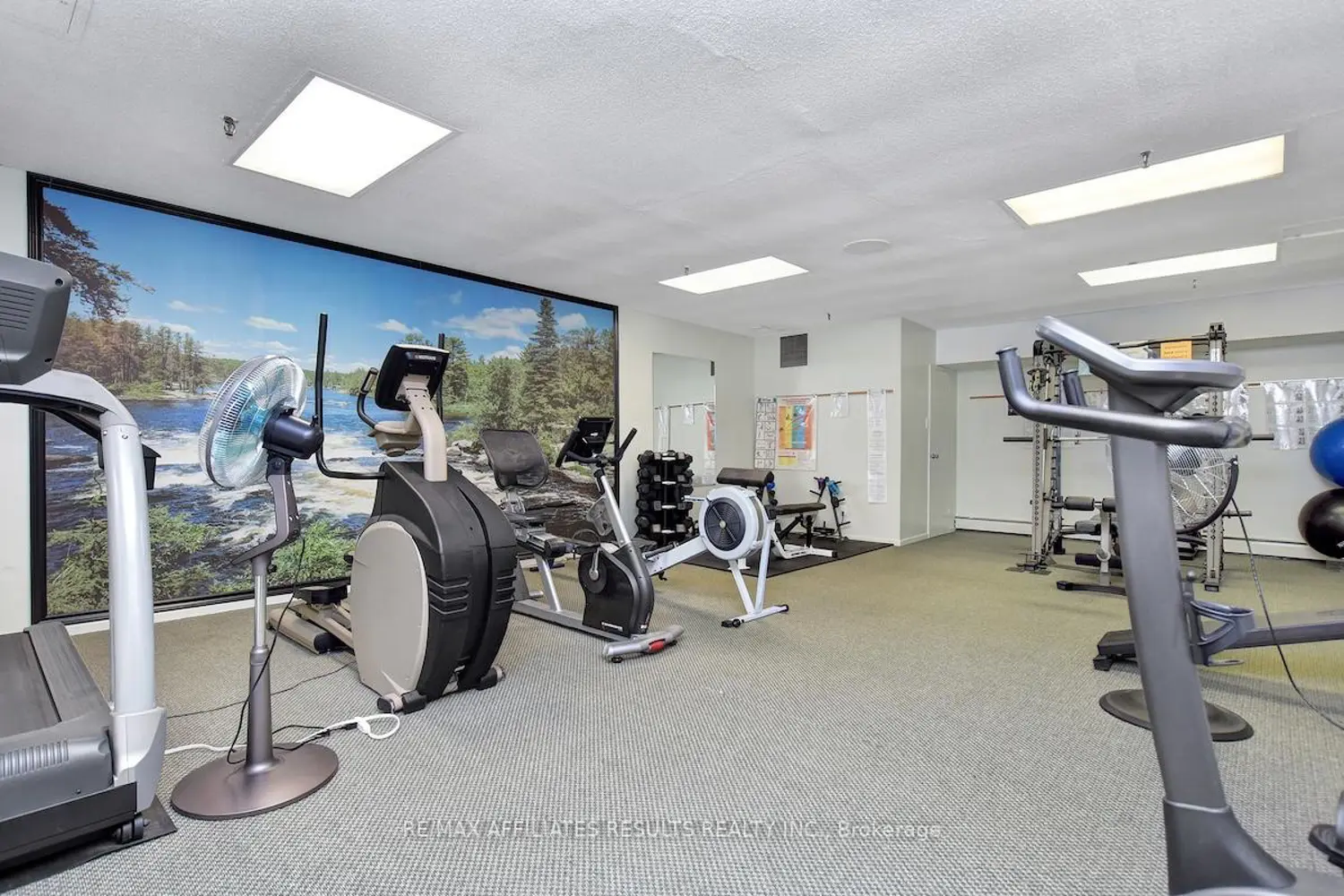 Additional image 6 of 415 Greenview Avenue 1609