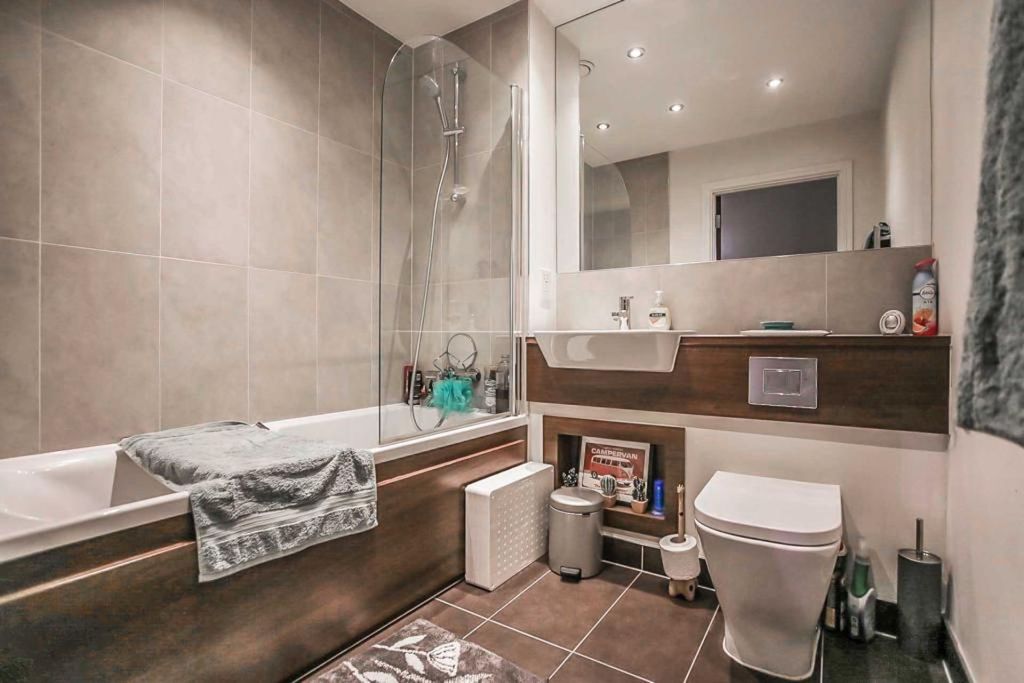 Additional image 6 of 2 bed flat for salePearl Lane, Gillingham ME7