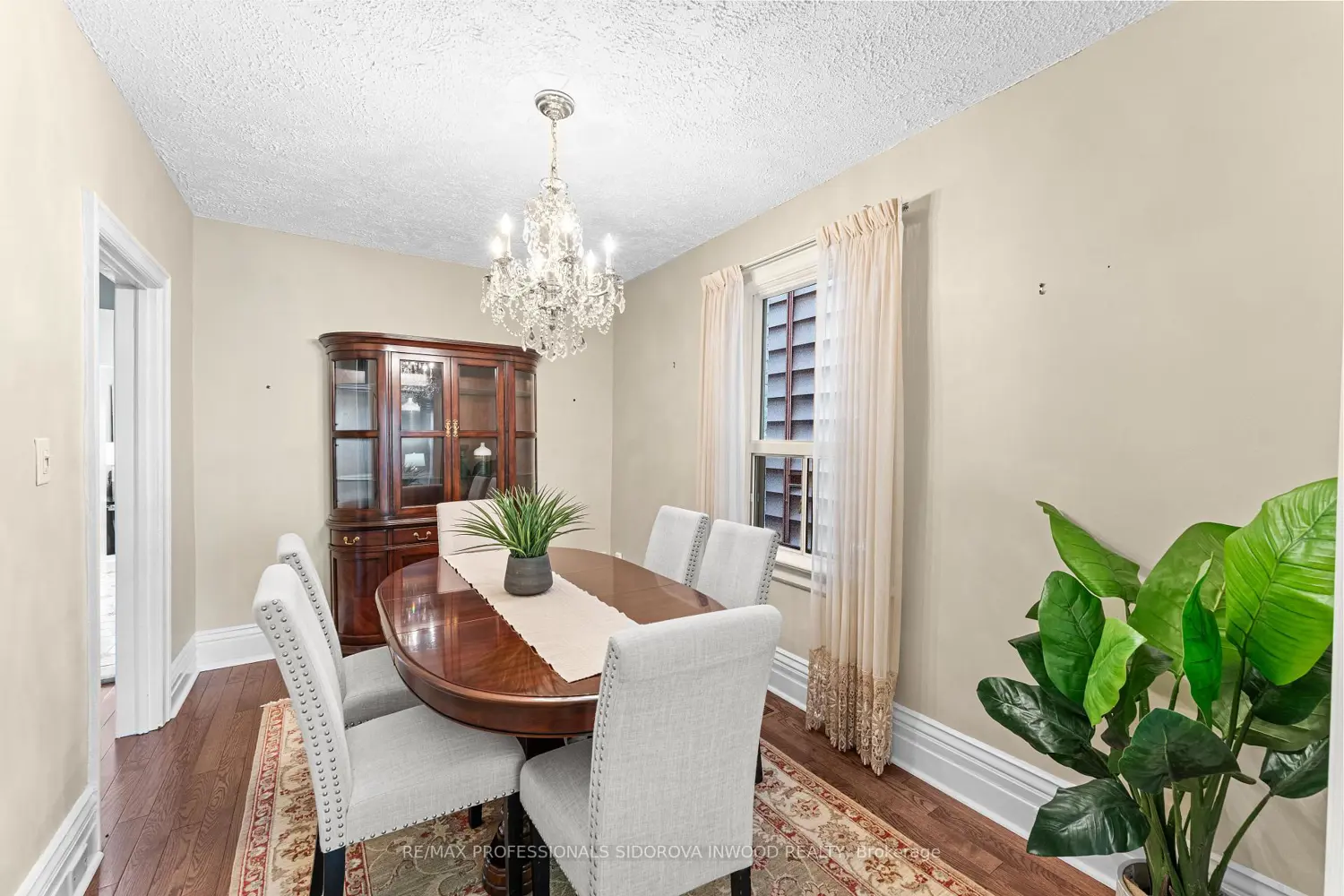Additional image 3 of 469 Beresford Avenue