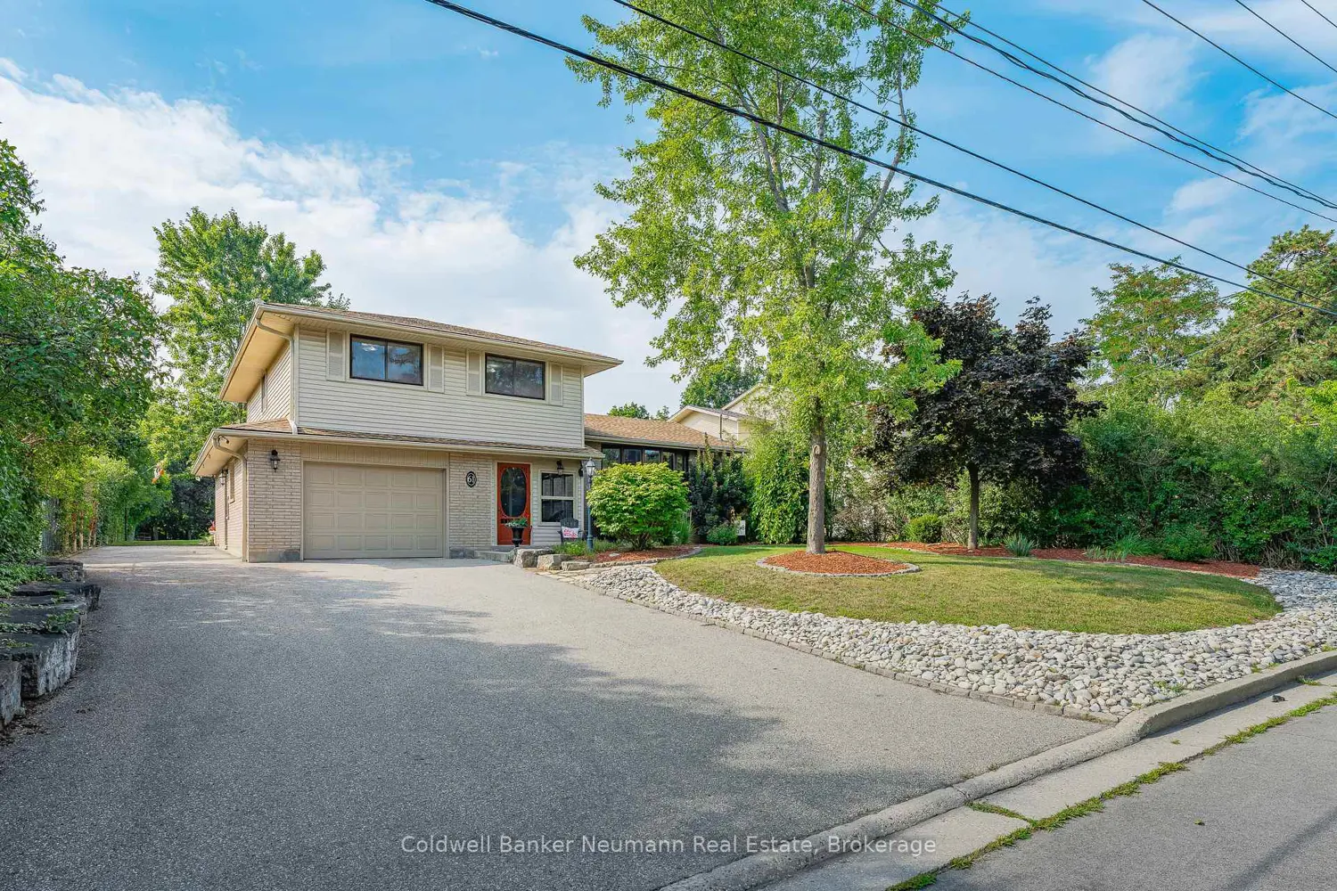 61 Bellevue Street photo 2