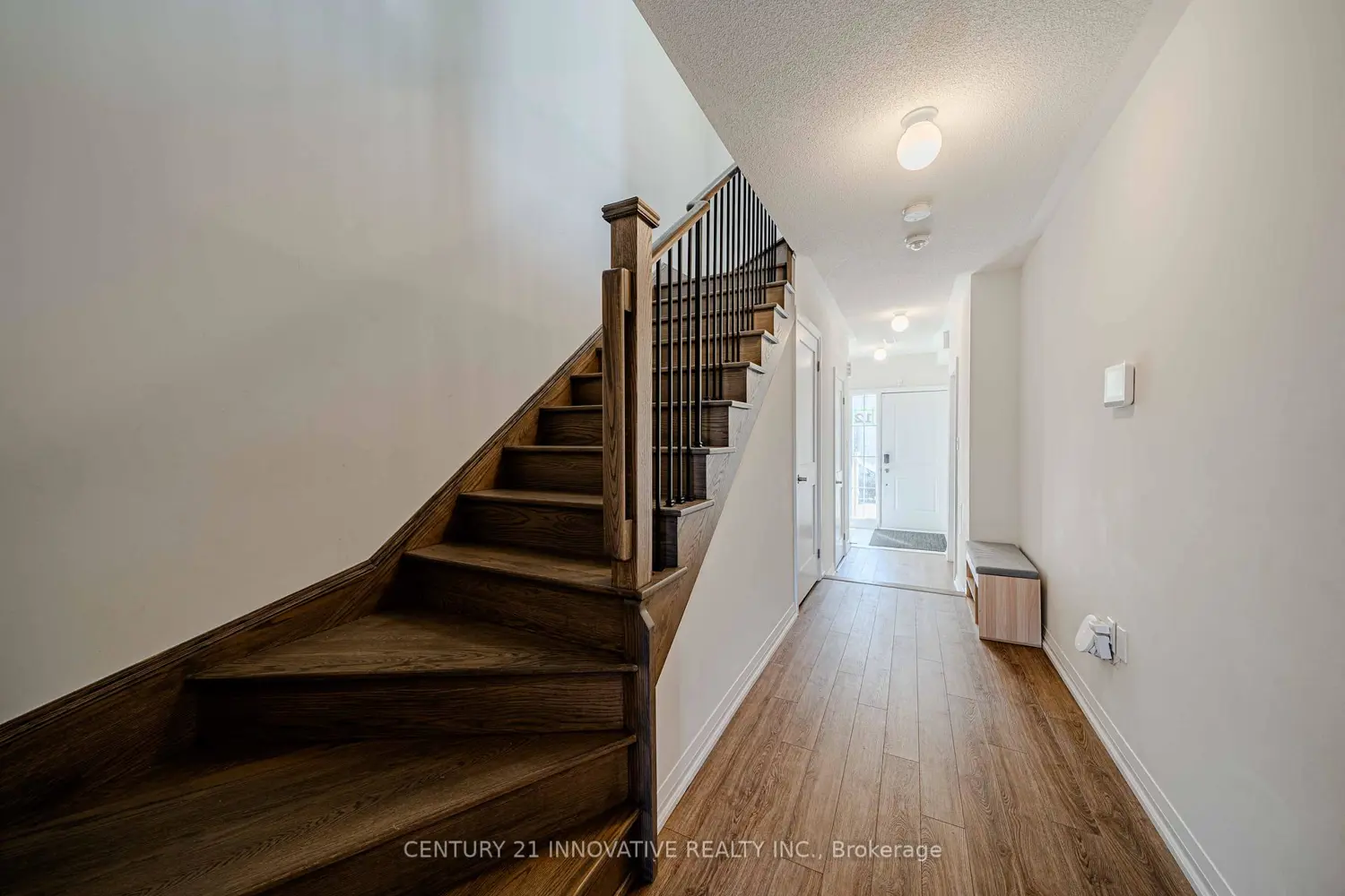 30 Coote Court photo 5