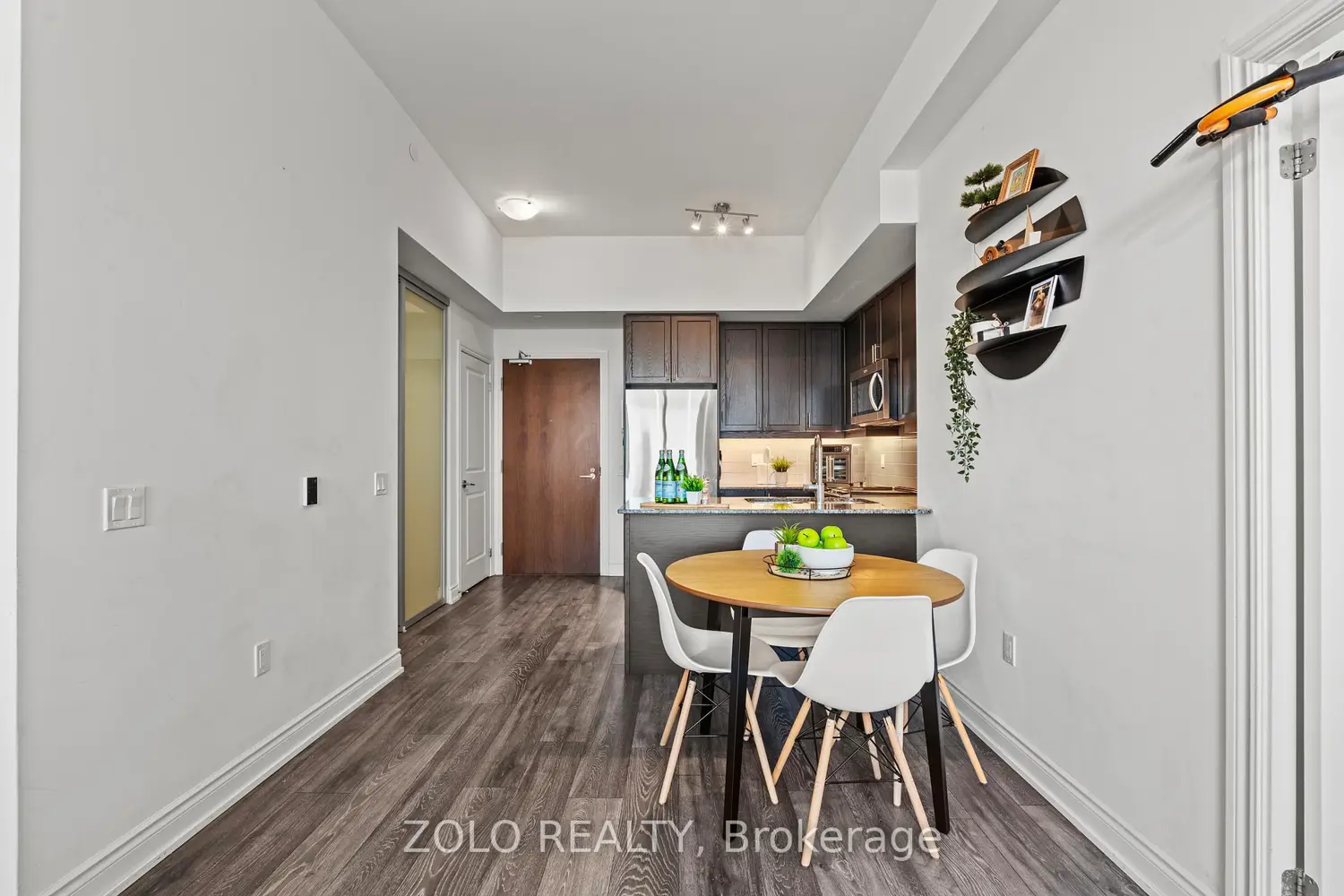 1050 Main Street 618 photo 5