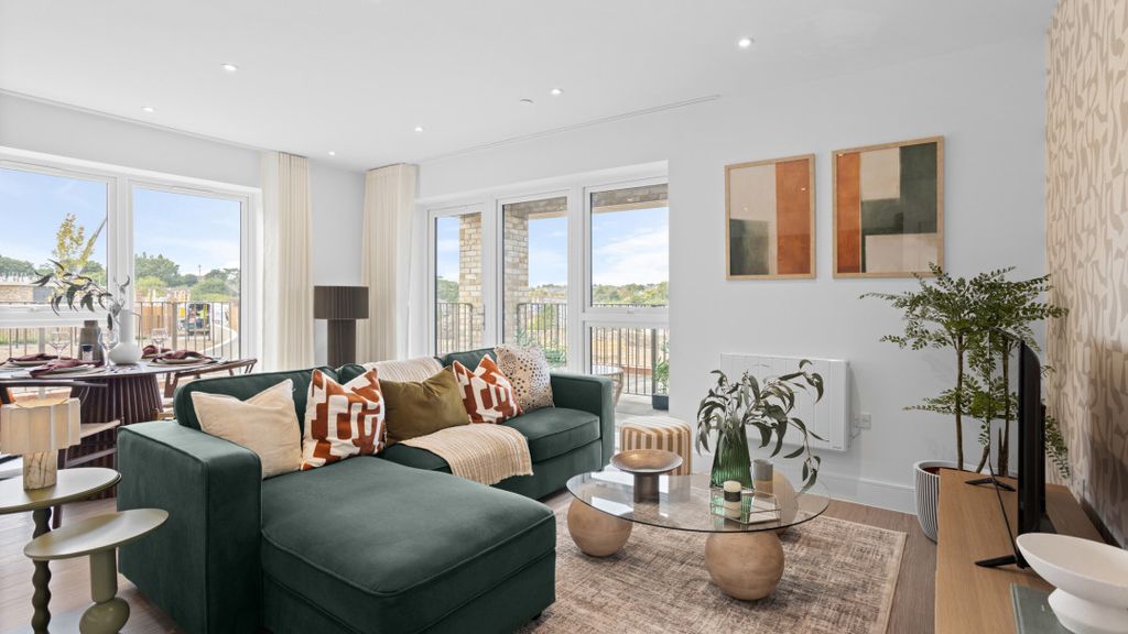 Additional image 3 of 2 bed flat for saleBronze Walk, Erith DA8