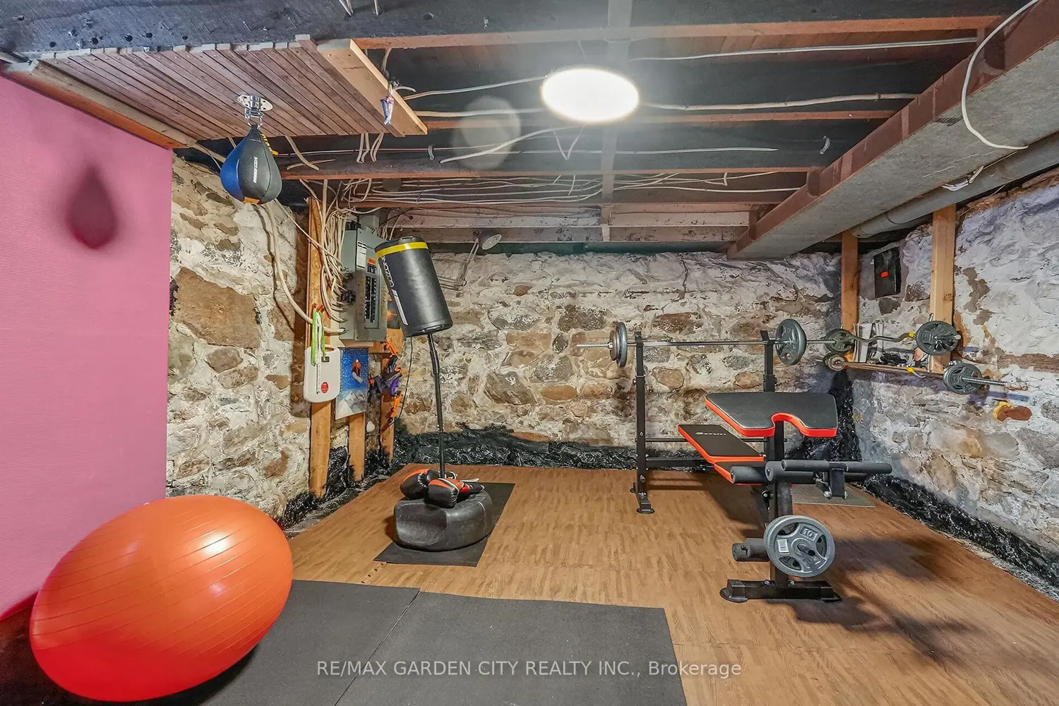 Additional image 7 of 3745 King Street