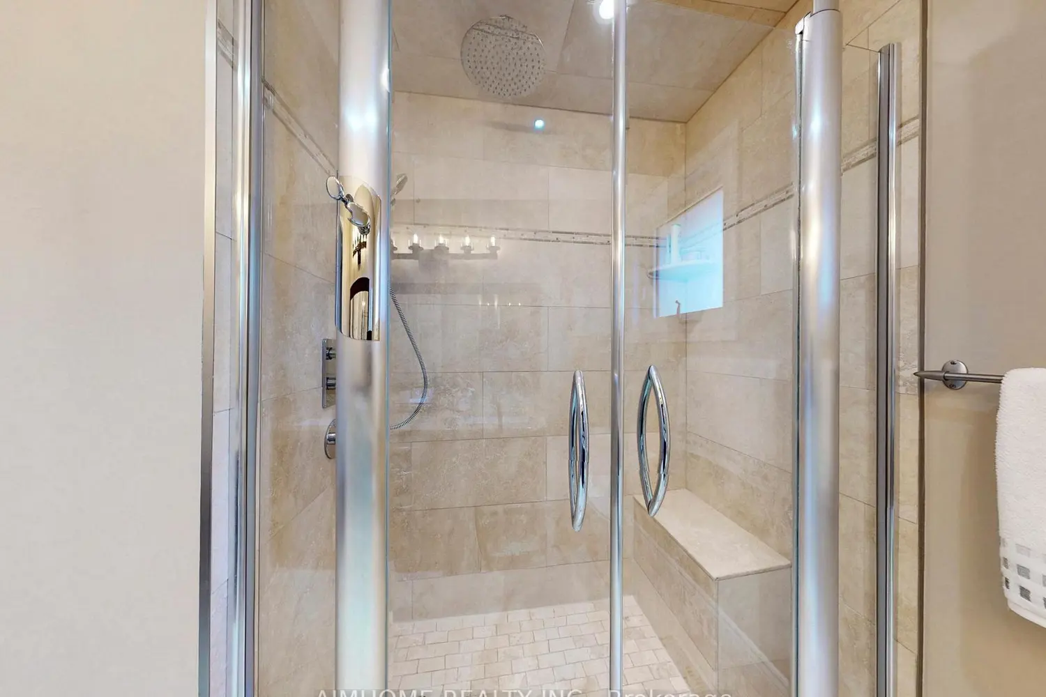 Additional image 19 of 1417 Greendale Terrace