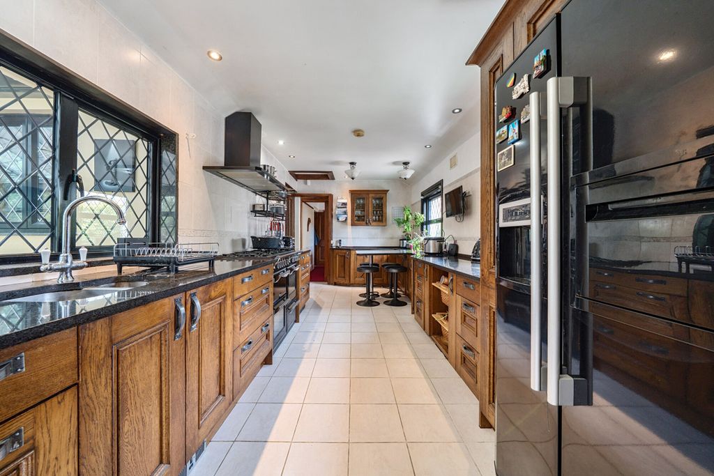 Additional image 17 of 4 bed detached house for saleLennox Road, Gravesend DA11