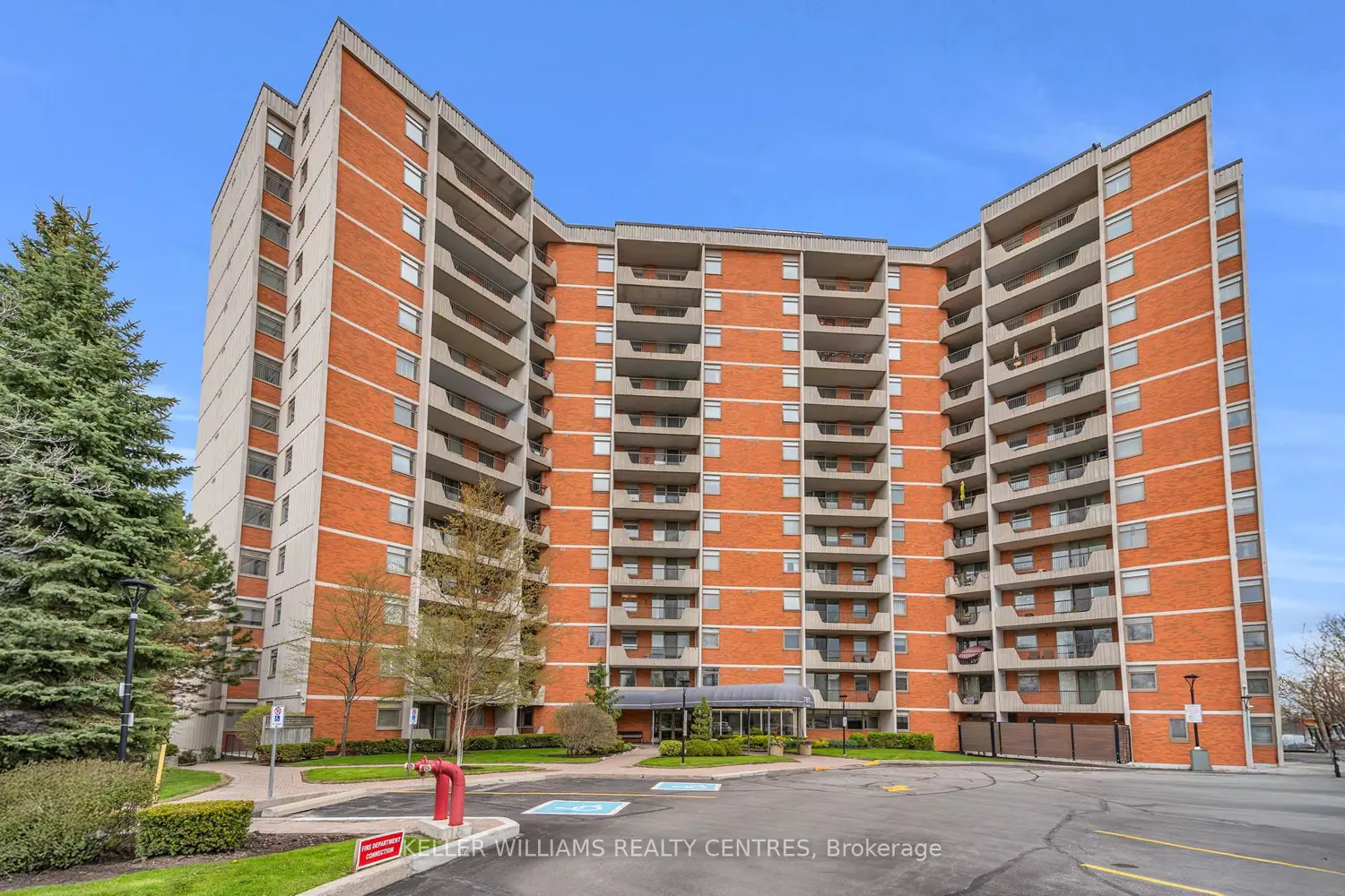 Additional image 14 of 7811 Yonge Street 407