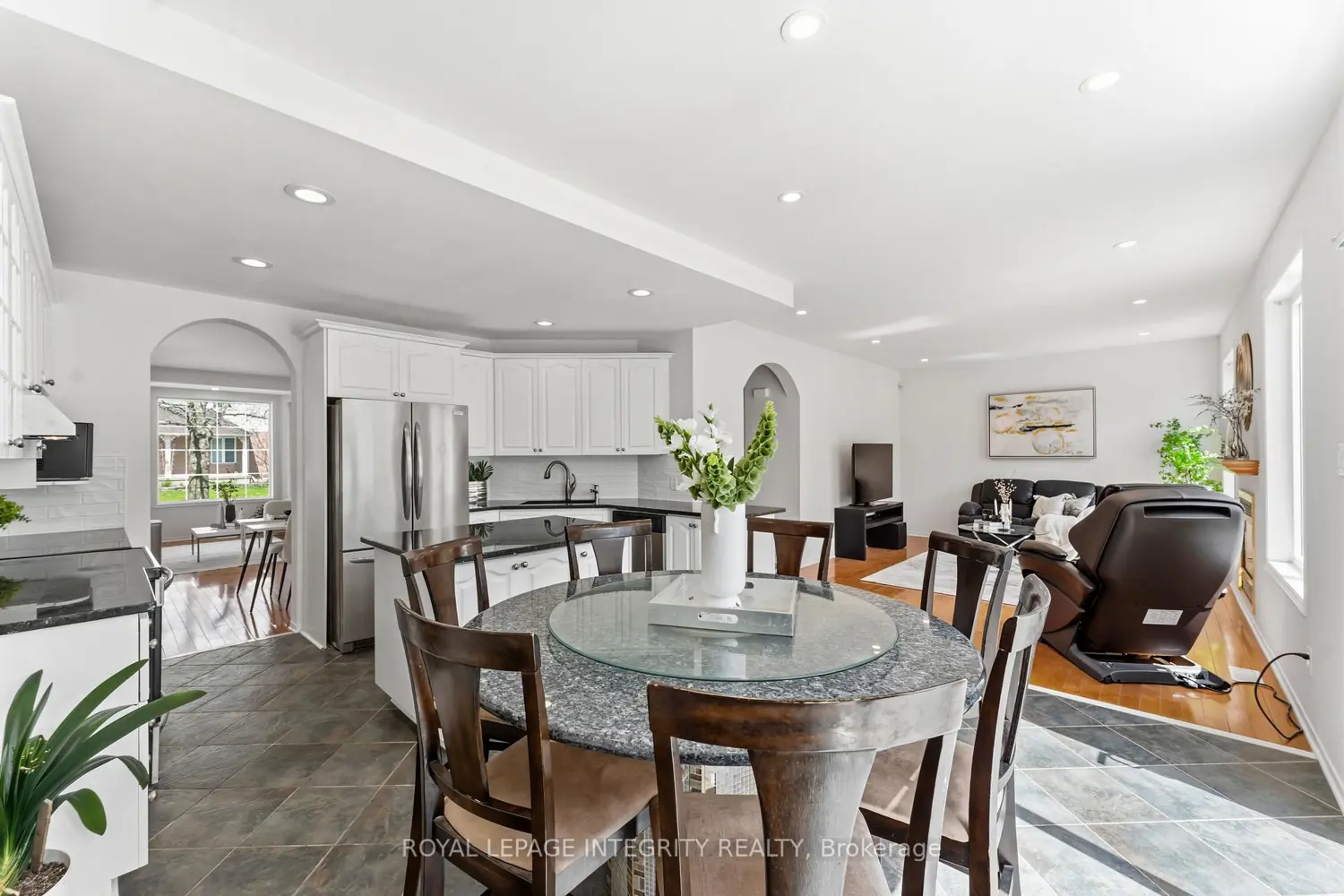 Additional image 4 of 68 Greatwood Crescent