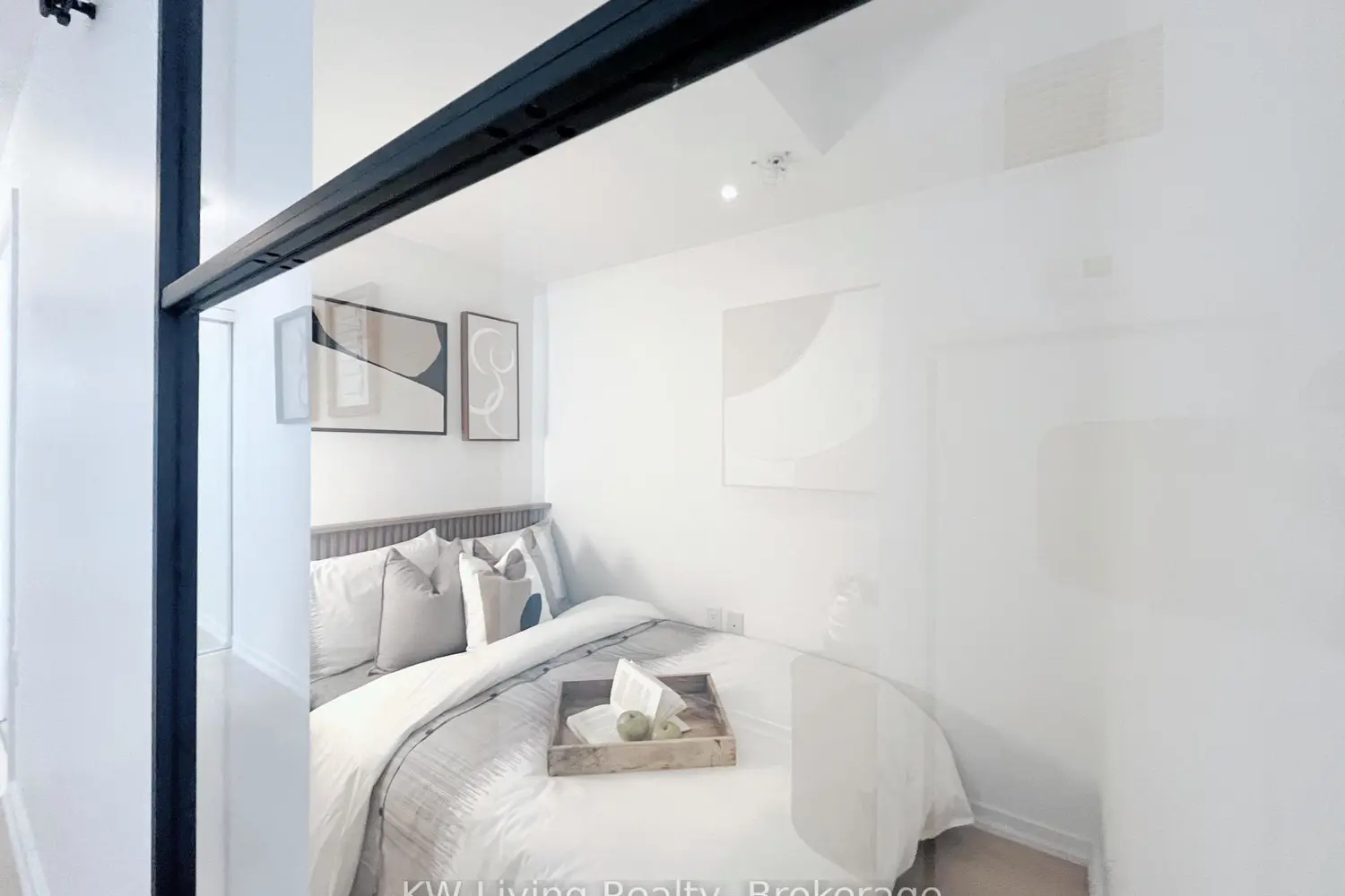 Additional image 5 of 36 Lisgar Street 1211E