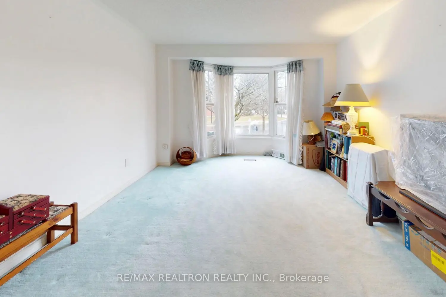47 Central Park Drive