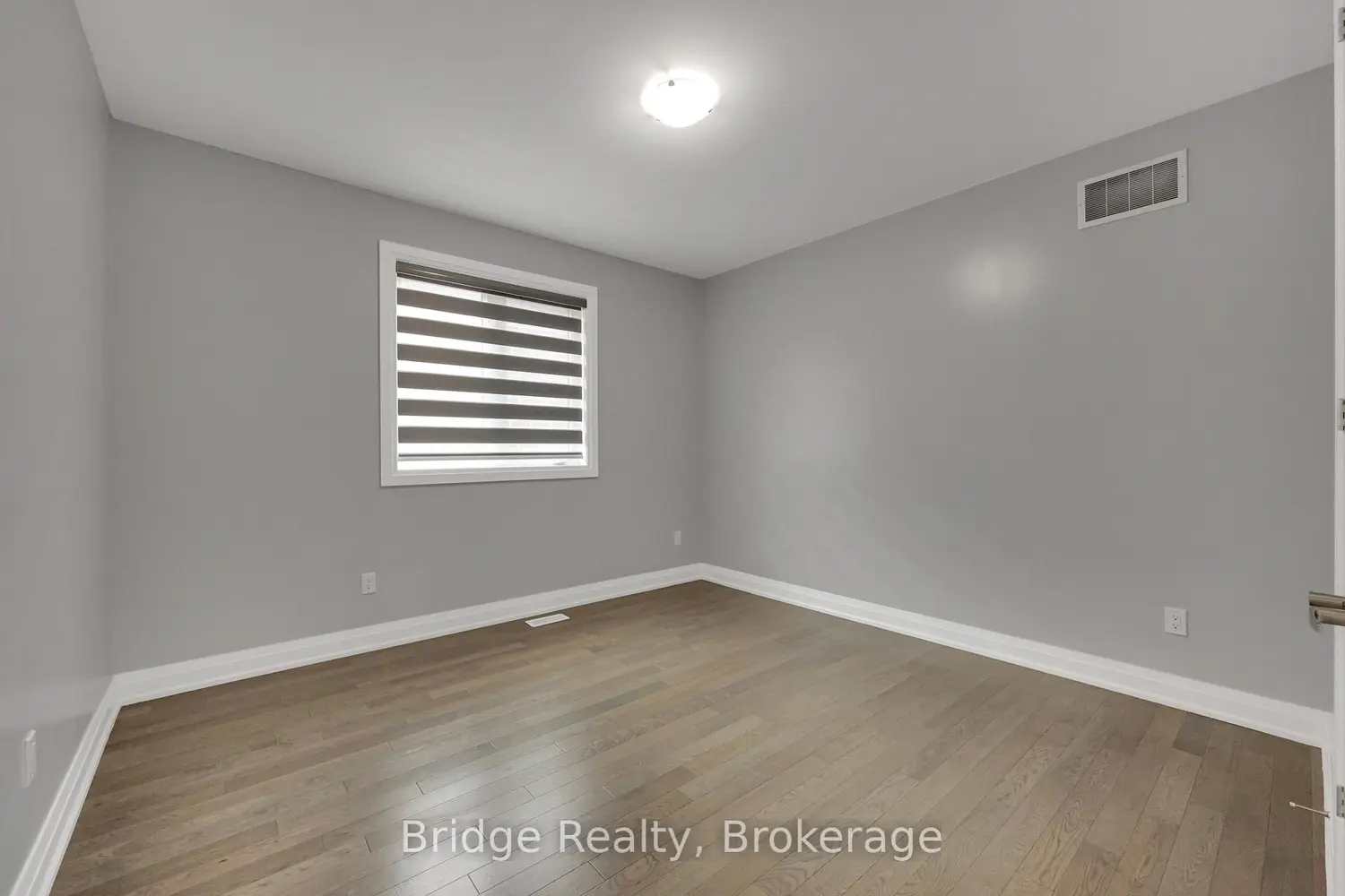 Additional image 10 of 1343 Upper Thames Drive