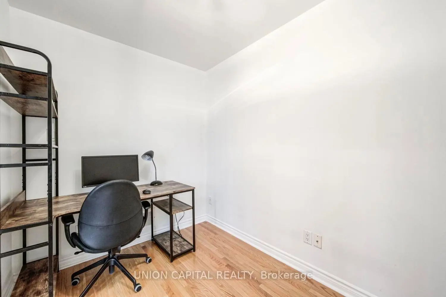 Additional image 14 of 1 Bastedo Avenue 8