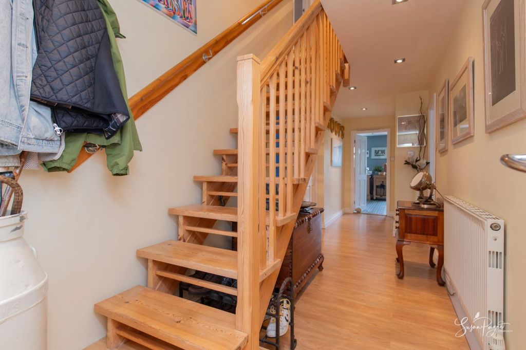 Additional image 10 of 3 bed detached bungalow for saleCopse Lane, Freshwater PO40