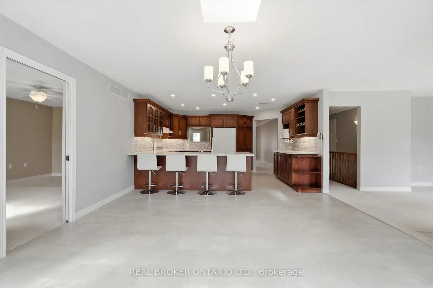 17 Parkside Drive photo 5