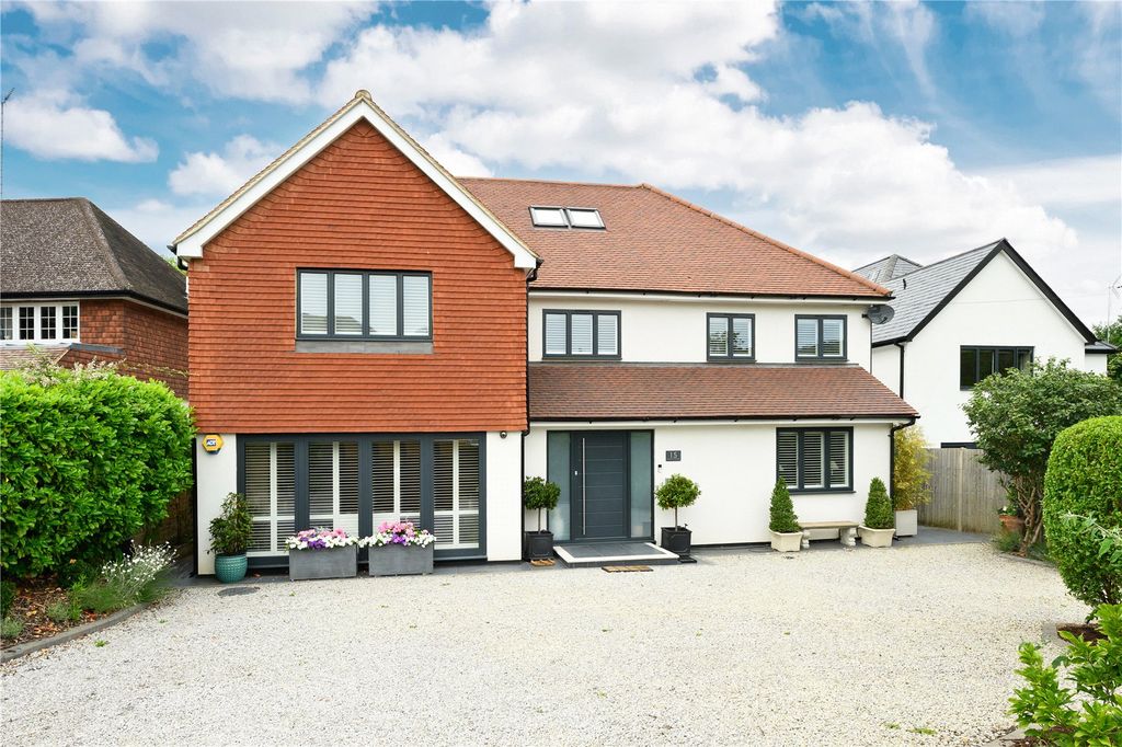5 bed detached house for saleCourtlands Avenue, Esher, Surrey KT10