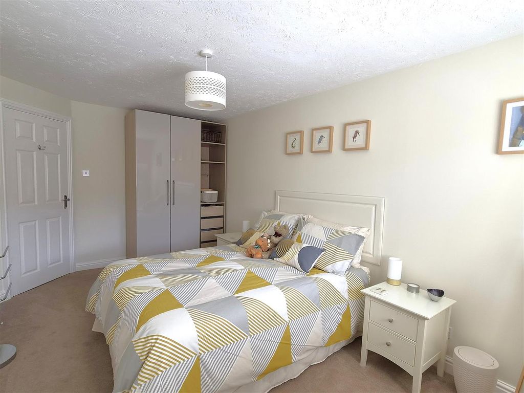 Additional image 10 of 4 bed detached house for salePentreath Close, Fowey PL23