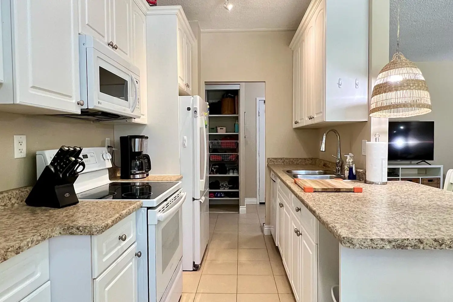 Additional image 7 of 6390 Huggins Street 103