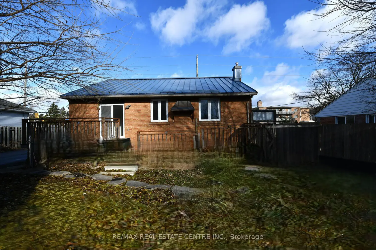 148 Ontario Street photo 5