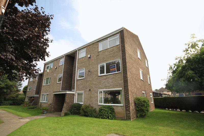 2 bed flat for saleRegent Gardens, Grimsby DN34