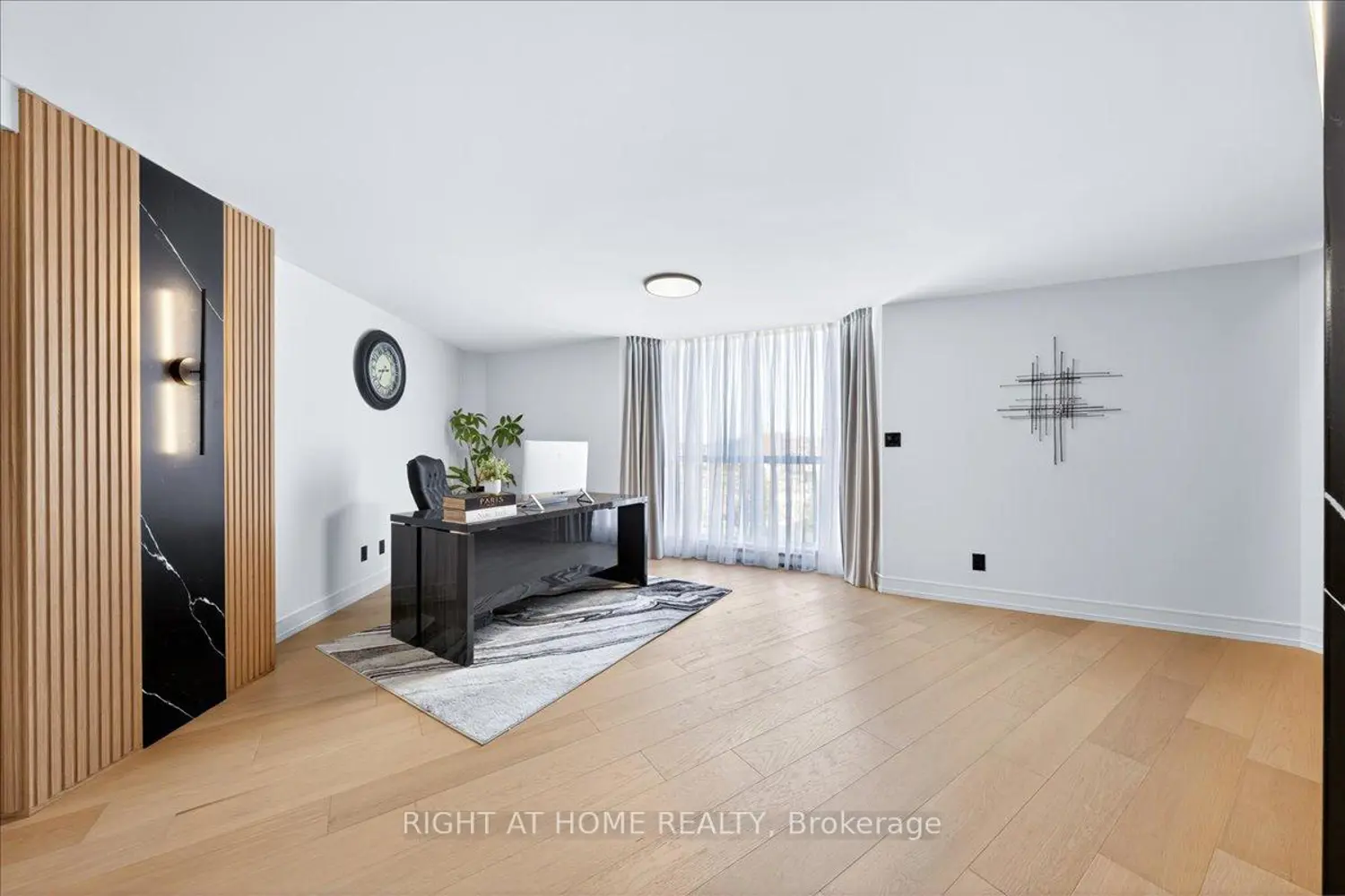 Additional image 2 of 85 Skymark Drive 501
