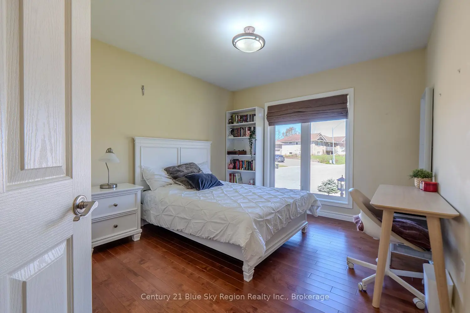 Additional image 15 of 10 Linden Lane