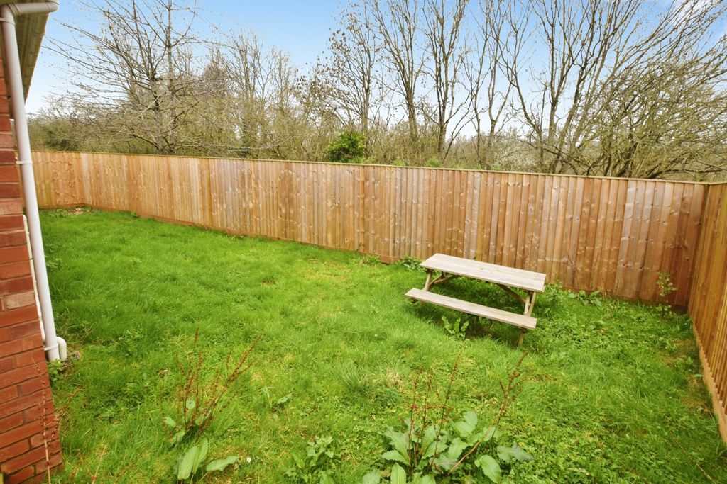 Additional image 10 of 5 bed flat for saleMincinglake Road, Stoke Hill, Exeter, Devon EX4