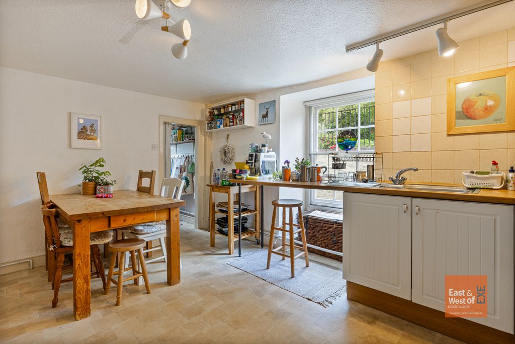 Additional image 8 of 5 bed flat for saleThe Retreat Drive, Topsham, Exeter EX3