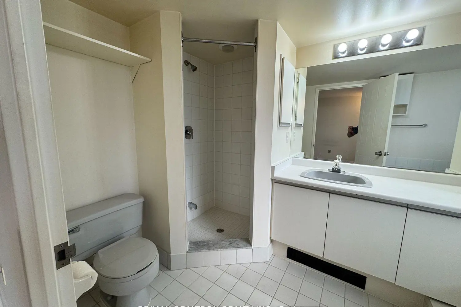 Additional image 10 of 5 Kenneth Avenue 1706