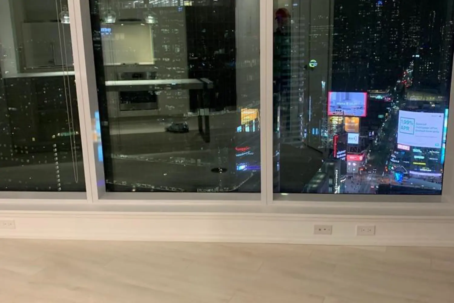 Additional image 10 of 197 Yonge Street 3213