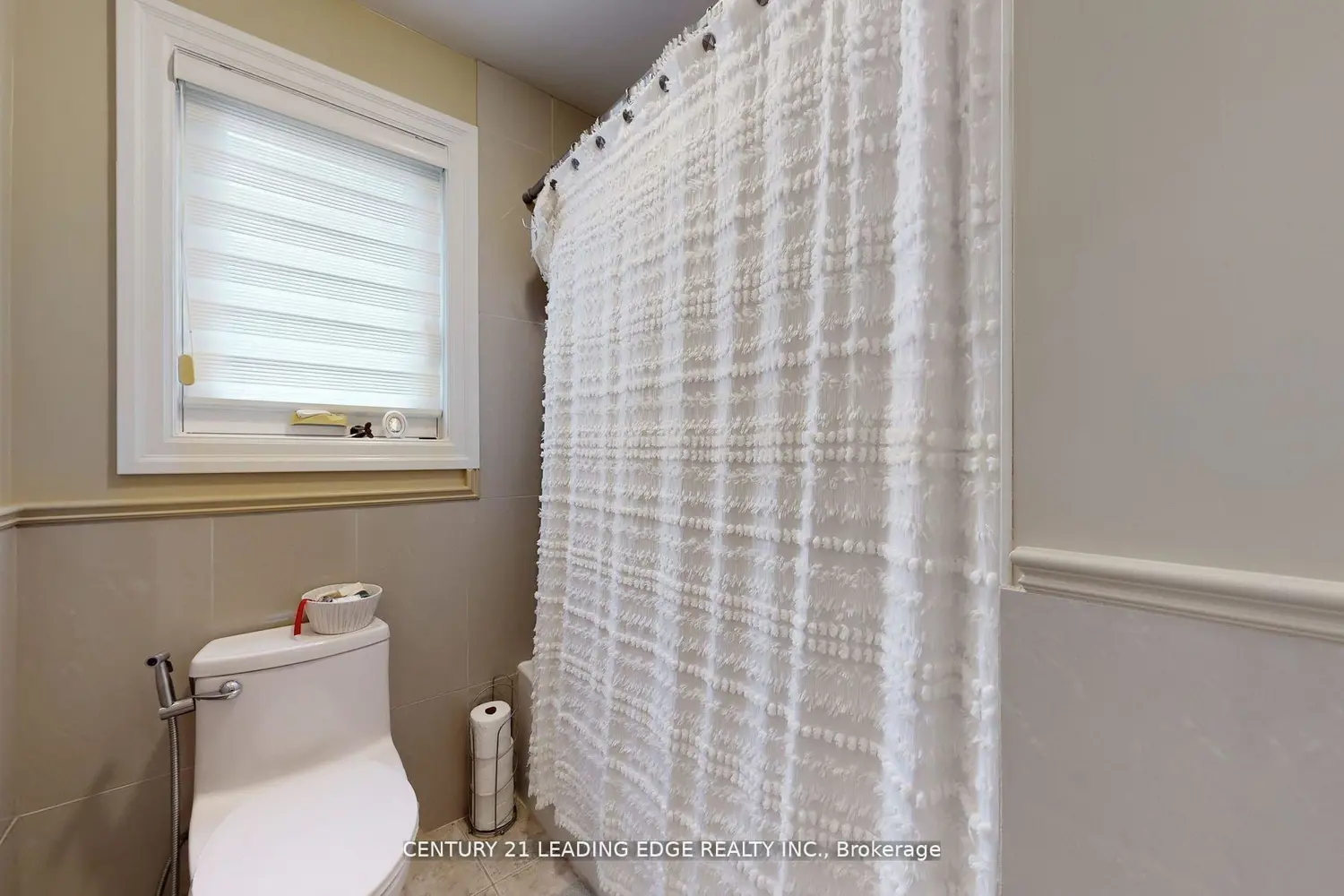 Additional image 8 of 11 Bellvare Crescent