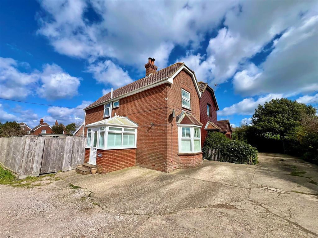 Additional image 25 of 3 bed semi-detached house for saleFreshwater, Isle Of Wight PO40