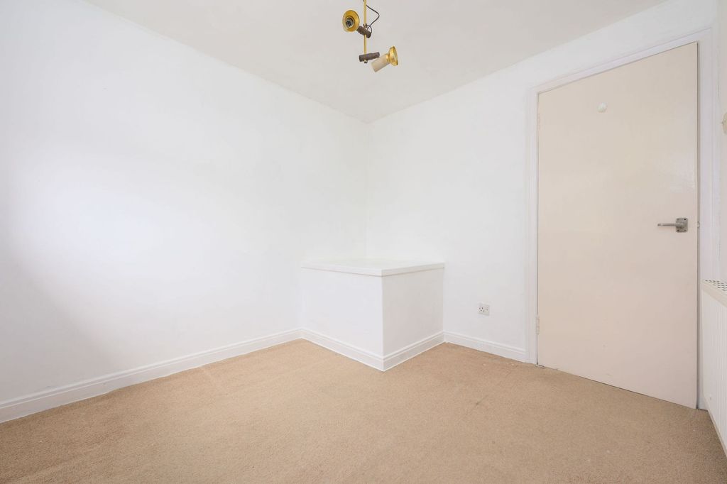 Additional image 29 of 4 bed semi-detached house for sale39 Oxgang Road, Grangemouth FK3