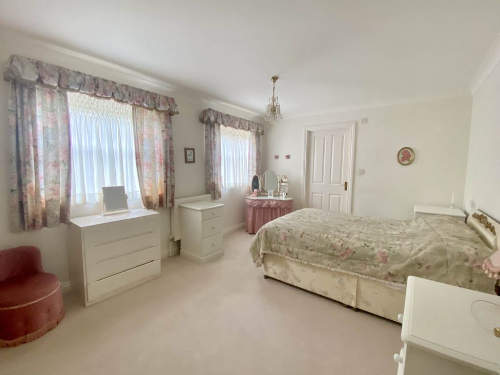 Additional image 6 of 3 bed flat for saleDouglas Avenue, Exmouth EX8