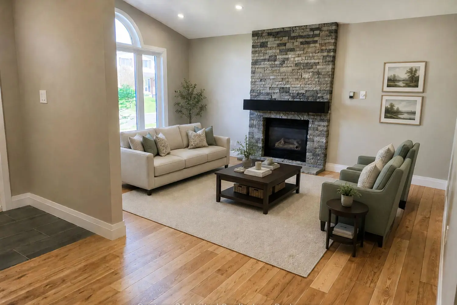 2225 Lorraine Drive photo 2