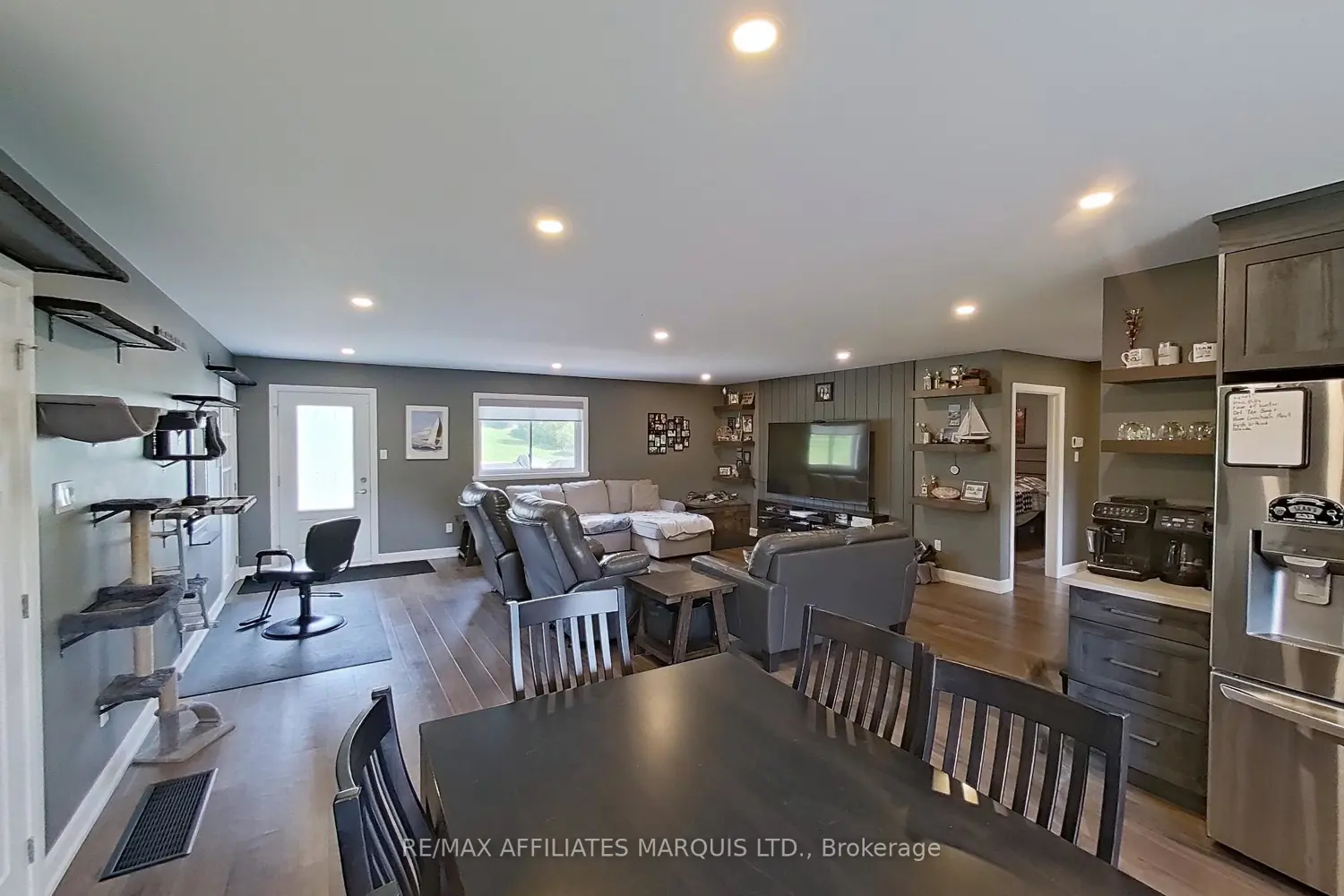 18779 Paragon Road photo 3
