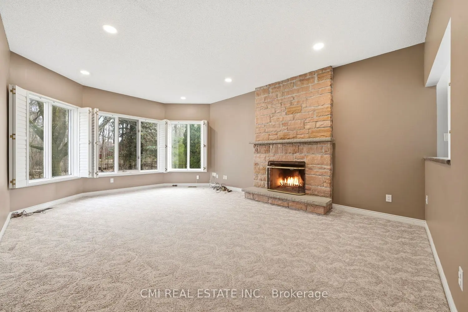 Additional image 9 of 15 Treegrove Circle