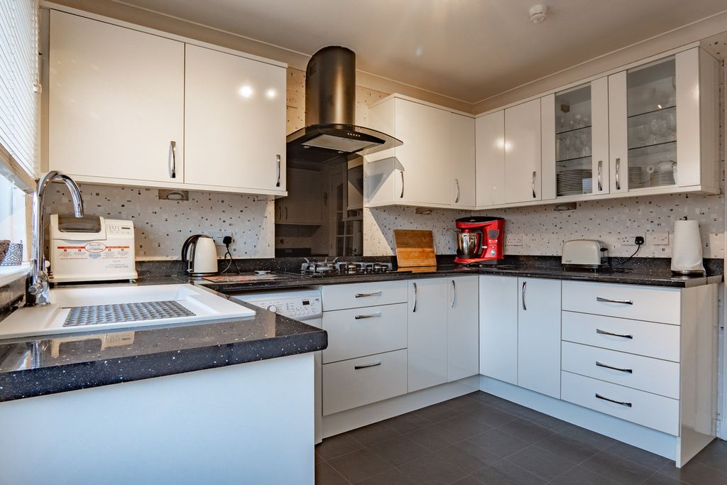 Additional image 6 of 3 bed semi-detached bungalow for saleAllan Drive, Forres IV36