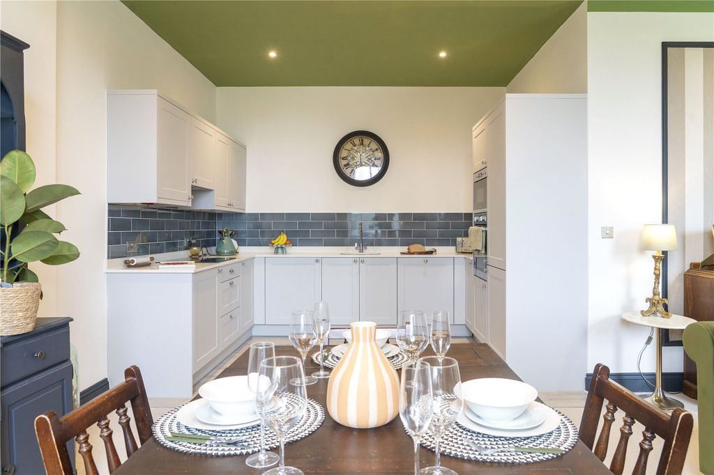 2 bed flat for saleA101 Trinity House, Royal Haslar, Gosport, Hampshire PO12 photo 2