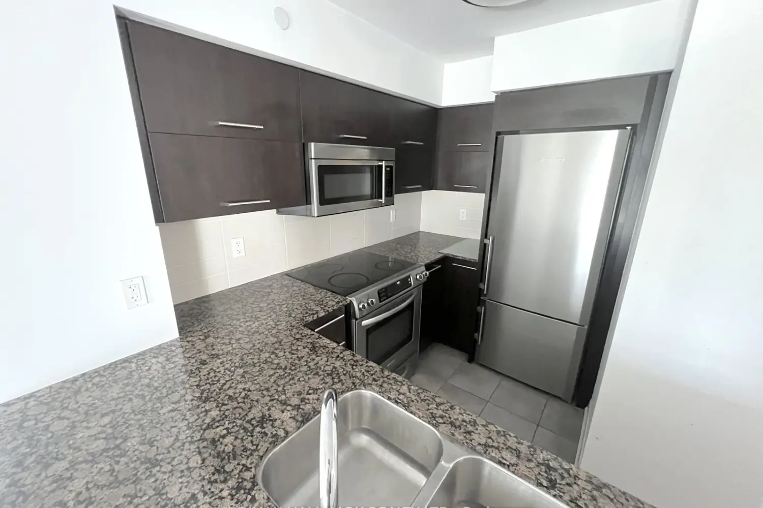 Additional image 5 of 5162 Yonge Street 607