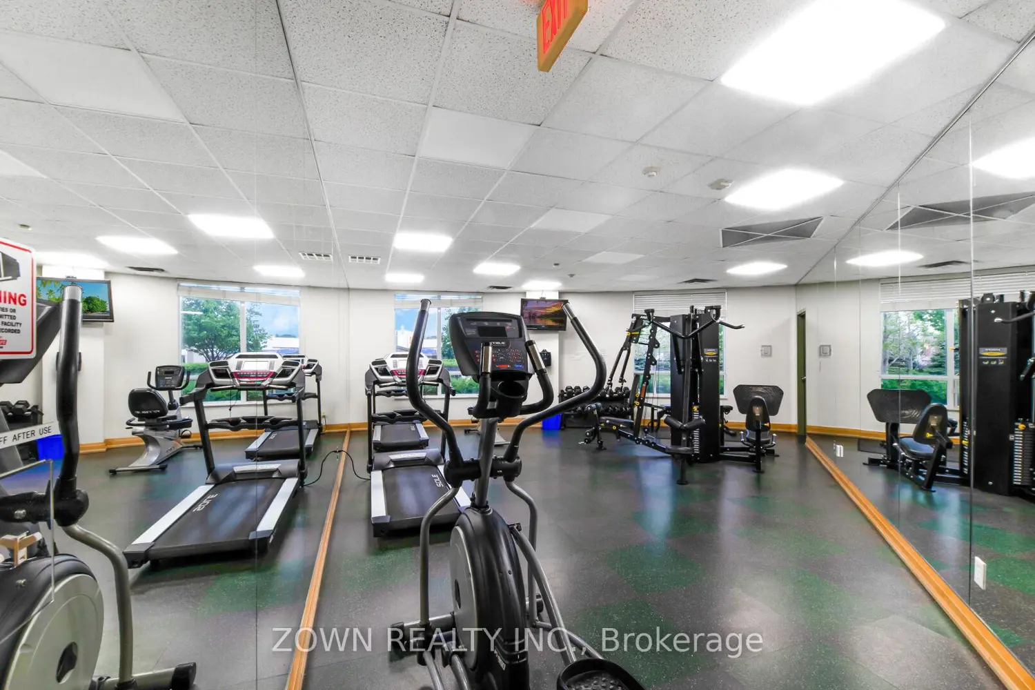 Additional image 3 of 7363 Kennedy Road 519